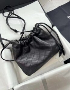 26SS 가죽 스트랩 클러치