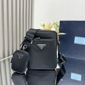 리나일론 앤 사피아노 레더 숄더백